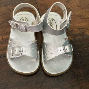 Footmates size 6 toddler